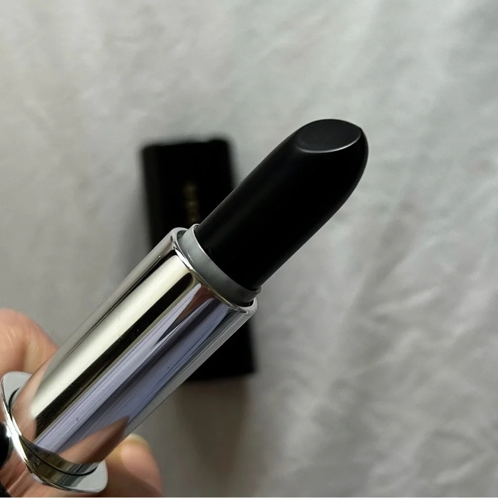 NWOT Marc Jacobs 258 Blacquer Le Marc Lipstick Discontinued